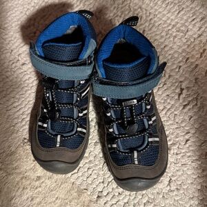 “Keen” Children's Blue and Gray Warm Adventure Boots